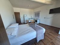 Studio Apartment with Balcony