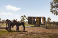 Kookaburra Retreat by Tiny Away - Chambres d'hôtes Arcadia