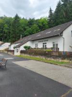 Leveleki Eszter Üdülő - B&B Bánk