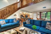 Sleeps 8 Near Dollywood - Hot Tub, Arcade & Community Pool - Ferienwohnung Pigeon Forge