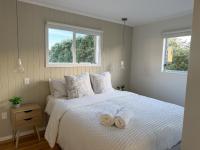 Waikanae Beach Abode - B&B Waikanae