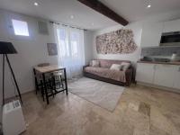 Charmant appartement rénové au cœur du Vieil Antibes - B&B Antibes