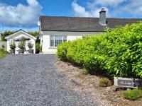 Quiet countryside studio apartment - recently renovated and amazing views - Bed and Breakfast Athboy