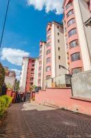 Chic City Apt with attached Private Bath 5km toUN - Chambres d'hôtes Nairobi