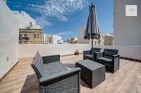 Prime 3BR Gzira Townhouse near Sliema Ferry - B&B Gżira