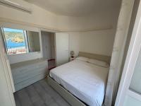 Magi - Olimpo - B&B Ponza
