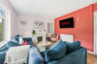 Nottingham City Hospital, Contractor & Family Accommodation, Sleeps 9, Free Parking on street - B&B Nottingham