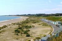 Spacious Caravan For Hire With Decking By The Beach In Suffolk Ref 40094Nd - B&B Lowestoft