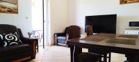 Appartamento con 2 Camere da Letto e Balcone