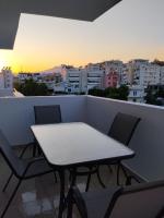 Helios House - New Build - 2Bedrooms & Parking - B&B Atene
