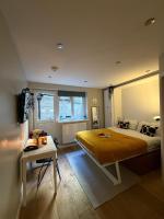 Kastay Cozy New Cross Studio, 1 Min to Trains - Ferienwohnung London