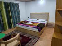 Nubra Hillview Guesthouse - B&B Deshkit