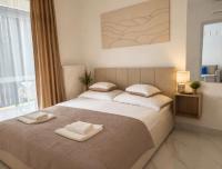 Azure City Apartman - B&B Nyíregyháza