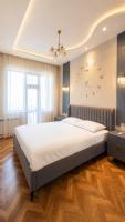 Sea Flame Towers View Prime Downtown - B&B Baku