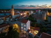 CASA MARIO-charming stone house with jacuzzi - Bed and Breakfast Svetvinčenat