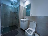 Loxwood Family 2BR Airport City Balcony Pool - B&B Accra