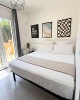 Maya Apartments - B&B La Maddalena