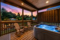 Sleeps 12! Hot Tub! Arcade! 3 King Suites! - Ferienwohnung Sevierville