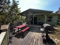 Hilltop River Hideaway - B&B Vanderpool