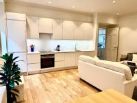 Sleeps 4 - Fleet St, Strand, Covent Garden, LSE & St Pauls, all walking Distance - B&B London