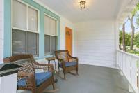 Orange Door Bungalow - Central Cozy 3BR - Bed and Breakfast Jacksonville