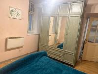 Quiet 1st Floor Flat on Troitska near Shevchenko Park Center - B&B Odesa