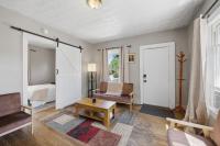 Bright Tremont 2BR - Near Downtown CLE & Clinic - B&B Cleveland
