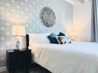Hot Tub, Downtown Nearby, Book now for Summer 2026! - Bed and Breakfast Traverse City