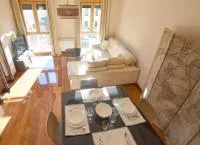 Dúplex Sierpes centro parking opcional - B&B Salamanca