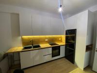 Kadiu Apartament - Chambres d'hôtes Tirana