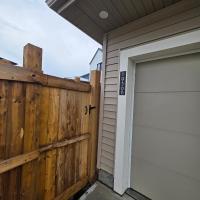 Modern 1BRM Private Suite - Free Parking- Near Henday - Ferienwohnung Edmonton