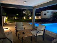 House and pool BajNa - B&B Mostar