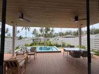 Wave Villa New 2BR Pool Villa - B&B Ko Pha Ngan
