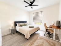 SpaceX R2 Shared Bath - Ferienwohnung Orlando