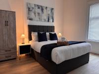 Modern Luxury Apartment Free Parking Sleeps 5 by M55 & M6 - B&B Preston