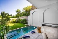 Six Palm 4 - 2BR Villa With Rooftop Near Padang Beach - B&B Uluwatu