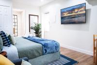 New King GH PetsOK PrivEnt Pvt FncdYard Tub Wash &Dryer - B&B Orlando