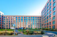 Stylish 2 Bedroom Apartment in Birmingham, Sleeps 5 by Eason Stays, Perfect for Corporate & City Break Stays with High-Speed WiFi & Smart TV - Chambres d'hôtes Birmingham