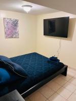 Queens NYC Private One Bedroom Bathroom Kitchen - B&B Utopia