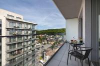 Nowoczesny Apartament z Balkonem Blisko Plaży by Noclegi Renters - Ferienwohnung Misdroy