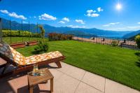 Lake Iseo Garden View Apartment - Chambres d'hôtes Parzanica