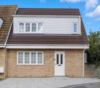 Lovely 2-Bed House with parking - Ferienwohnung Broomfield