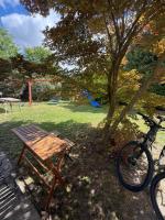 Apartamento de 1 dormitorio con vistas al jardín