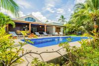 Villa Solemaris - Piscine - Proche plage - 10 couchages - Bed and Breakfast Saint-Paul