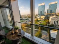 Apartamento con vistas y balcón