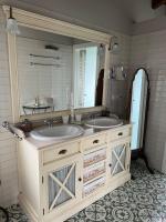 Casa del Maestro, Seguencu - Bed and Breakfast Següenco