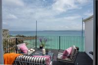 Mermaids 3 - Balcony, Sea View - B&B St Ives