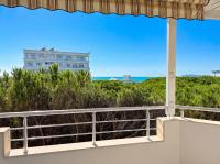 Sea Breeze Apartment with Balcony - B&B Golem