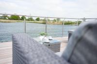 Hausboot Kajüte am Nixensteg Am Wangermeer mit Hund - B&B Wangerland