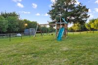 Luxury Longhorn Ranch Retreat, Hot Tub, Pond views - Bed and Breakfast Bonham